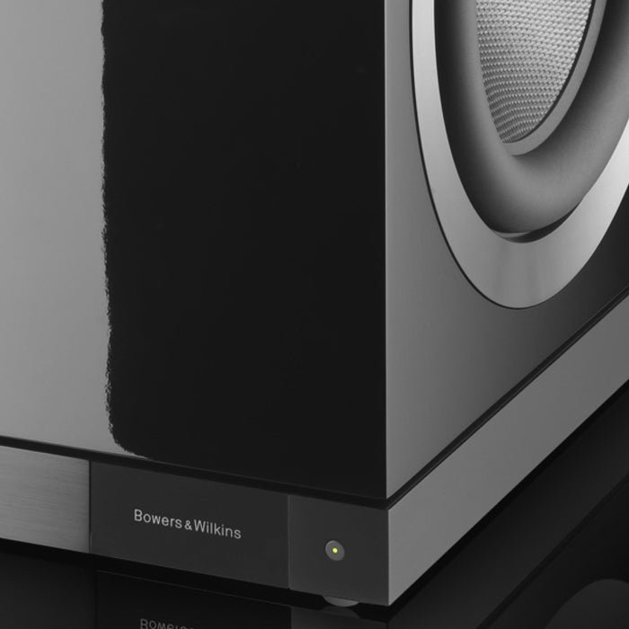 AVStore-Bowers-Wilkins-DB3D-Gloss-Black-Closeup_700x AVStore-Bowers-Wilkins-DB3D-Gloss-Black-Closeup_700x
