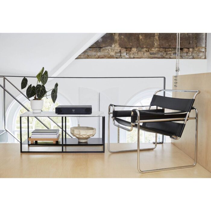 7.AVStore-Arcam-A25-Lifestyle